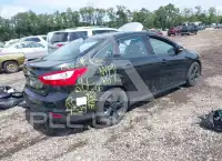2014 Ford FOCUS фото