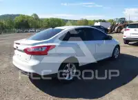 2014 Ford FOCUS фото