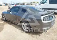 2014 Ford MUSTANG photo