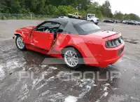 2014 Ford MUSTANG photo