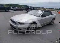 2014 Ford MUSTANG фото