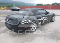2014 Ford MUSTANG photo