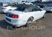 2014 Ford MUSTANG фото