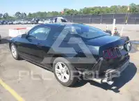 2014 Ford MUSTANG photo