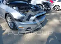 2014 Ford MUSTANG фото
