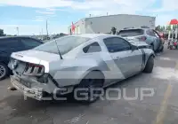 2014 Ford MUSTANG фото