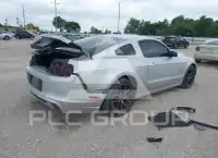 2014 Ford MUSTANG фото