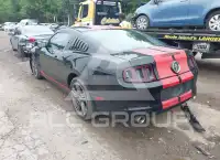 2014 Ford MUSTANG фото