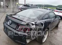 2014 Ford MUSTANG фото