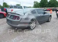 2014 Ford MUSTANG фото