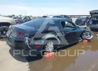 2014 Ford MUSTANG фото