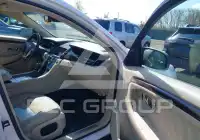 2014 Ford TAURUS photo