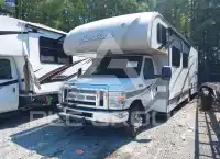 2014 Ford E-450 photo
