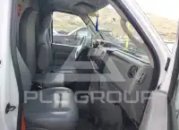 2014 Ford E-350 photo