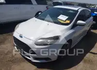 2014 Ford FOCUS фото