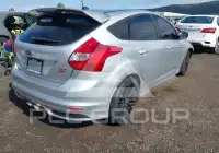 2014 Ford FOCUS фото