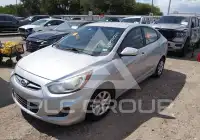 2014 Hyundai Accent photo