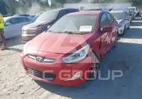 2014 Hyundai Accent photo