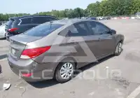 2014 Hyundai Accent photo