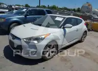 2014 Hyundai Veloster photo
