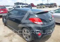 2014 Hyundai Veloster photo