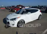 2014 Hyundai Veloster photo