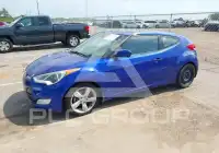 2014 Hyundai Veloster photo