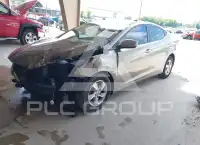 2014 Hyundai Elantra photo
