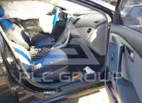 2014 Hyundai Elantra photo