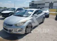 2014 Hyundai Elantra photo