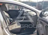 2014 Hyundai Elantra photo