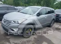 2014 Hyundai Santa Fe photo