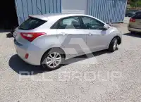 2014 Hyundai Elantra photo