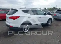 2014 Hyundai Santa Fe photo