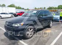 2014 Volkswagen Touareg фото