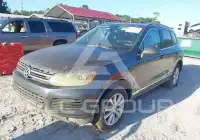 2014 Volkswagen Touareg фото