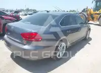 2014 Volkswagen Passat photo