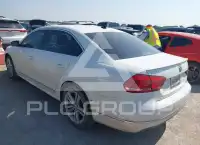 2014 Volkswagen Passat фото