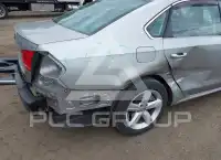 2014 Volkswagen Passat photo