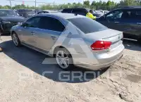 2014 Volkswagen Passat photo