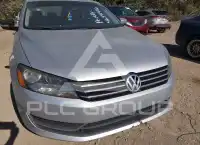 2014 Volkswagen Passat photo