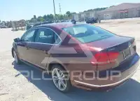 2014 Volkswagen Passat photo