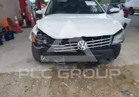 2014 Volkswagen Passat photo