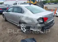 2014 Volkswagen Passat photo