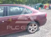 2014 Volkswagen Passat photo