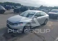 2014 Volkswagen Passat фото