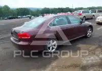 2014 Volkswagen Passat фото