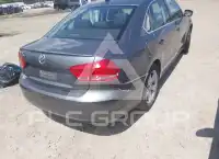 2014 Volkswagen Passat фото