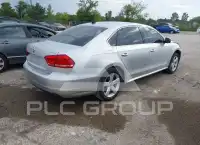 2014 Volkswagen Passat photo