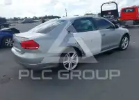 2014 Volkswagen Passat photo